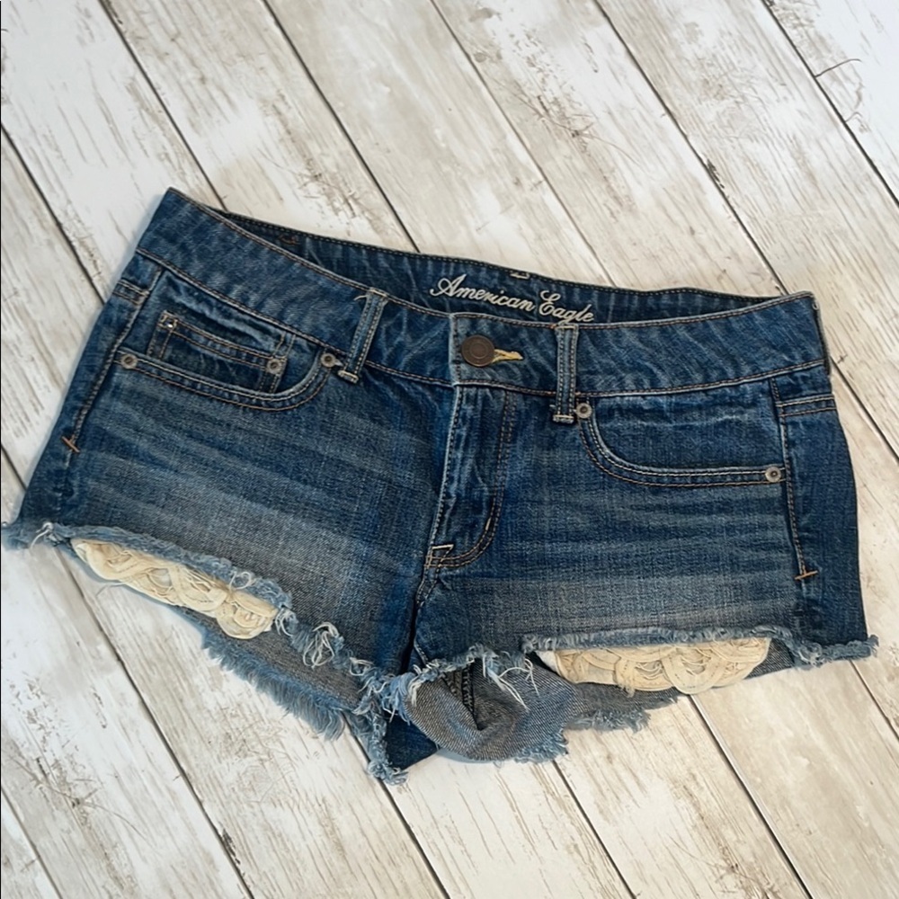 American Eagle Crochet Boho Denim Cutoff Shorts 6 - Picture 2 of 12